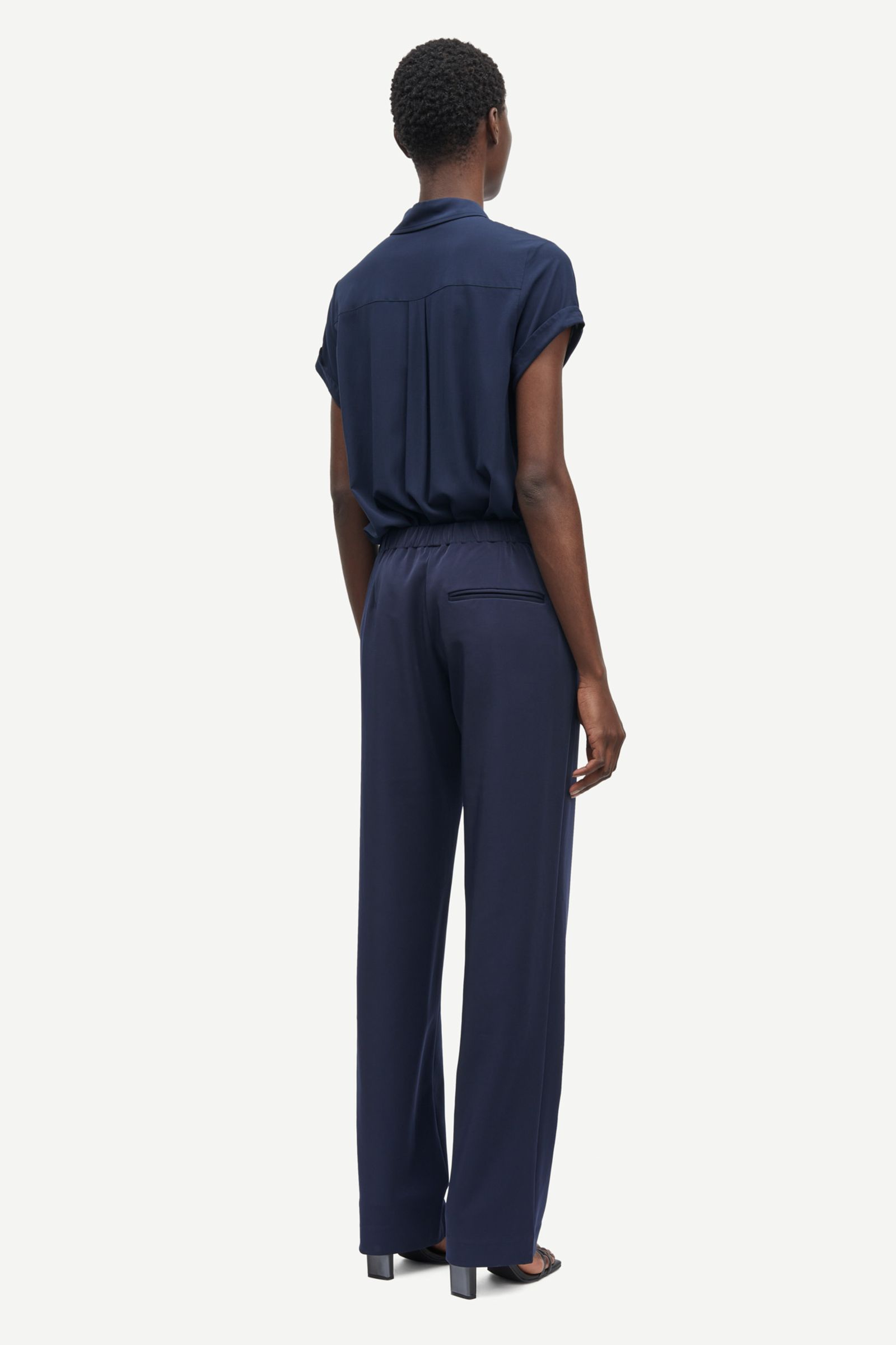 パンツ SAMSOE SAMSOE Women Straight Pants F23400141CLR001556 Blue Hoys straight pants 7331 Caribou | Samsøe Samsøe®