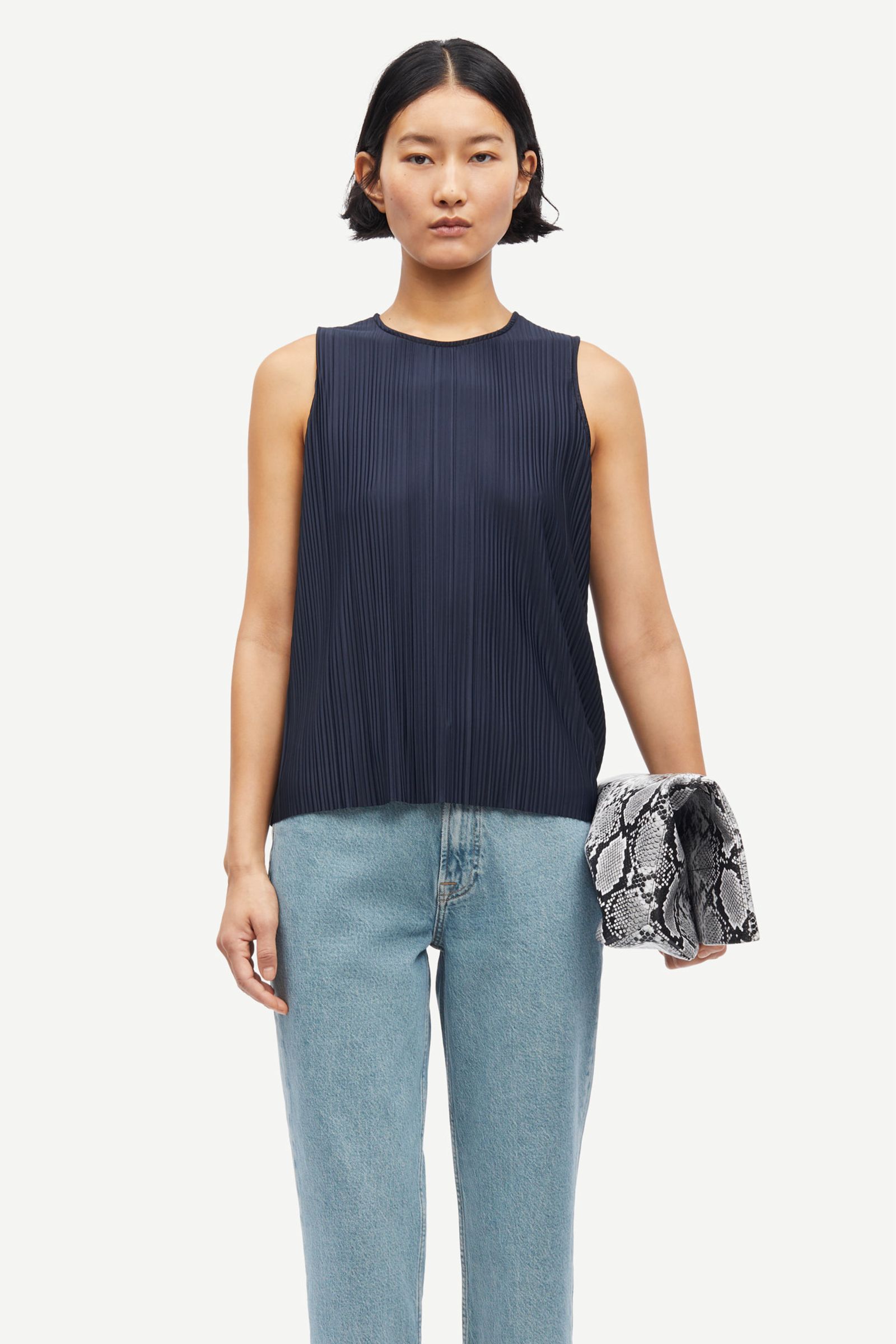 サムソサムソ(SAMSOE SAMSOE) 長袖カットソー Sauma Pleated Blouse | Brown Stone – Well Heeled