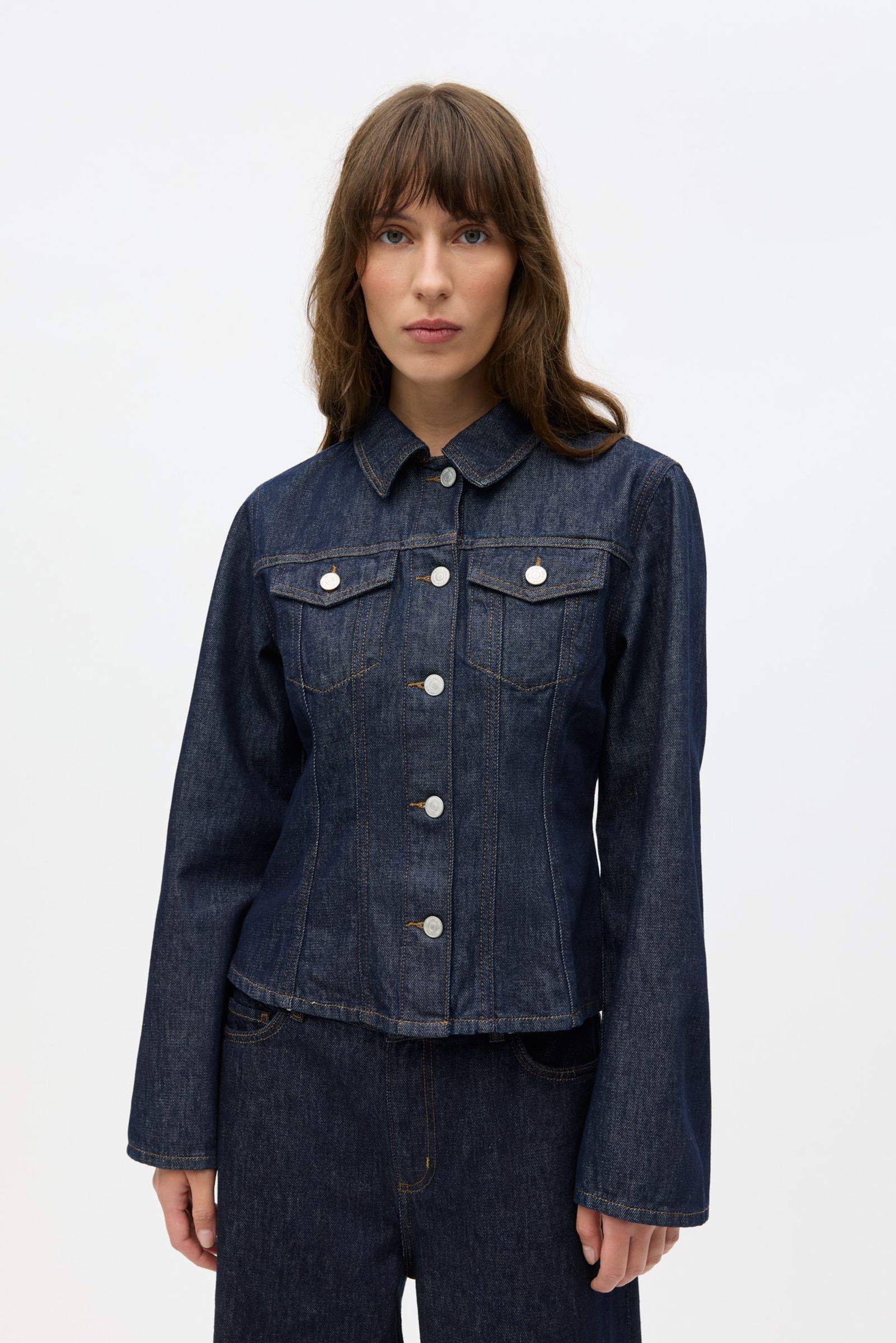 20909_7cb12f544c-e24900056-