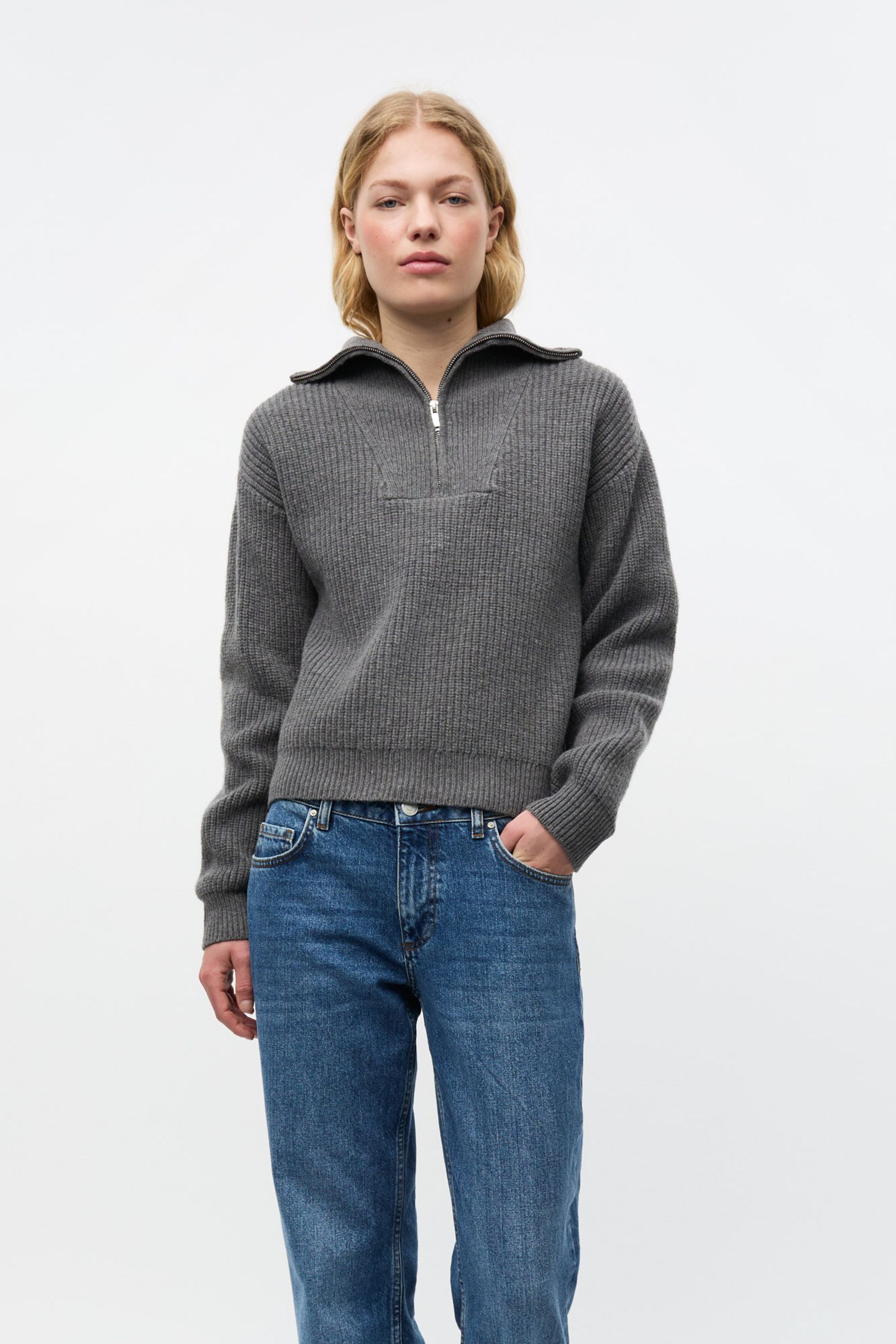 21259_928ff9b437-e25300055-