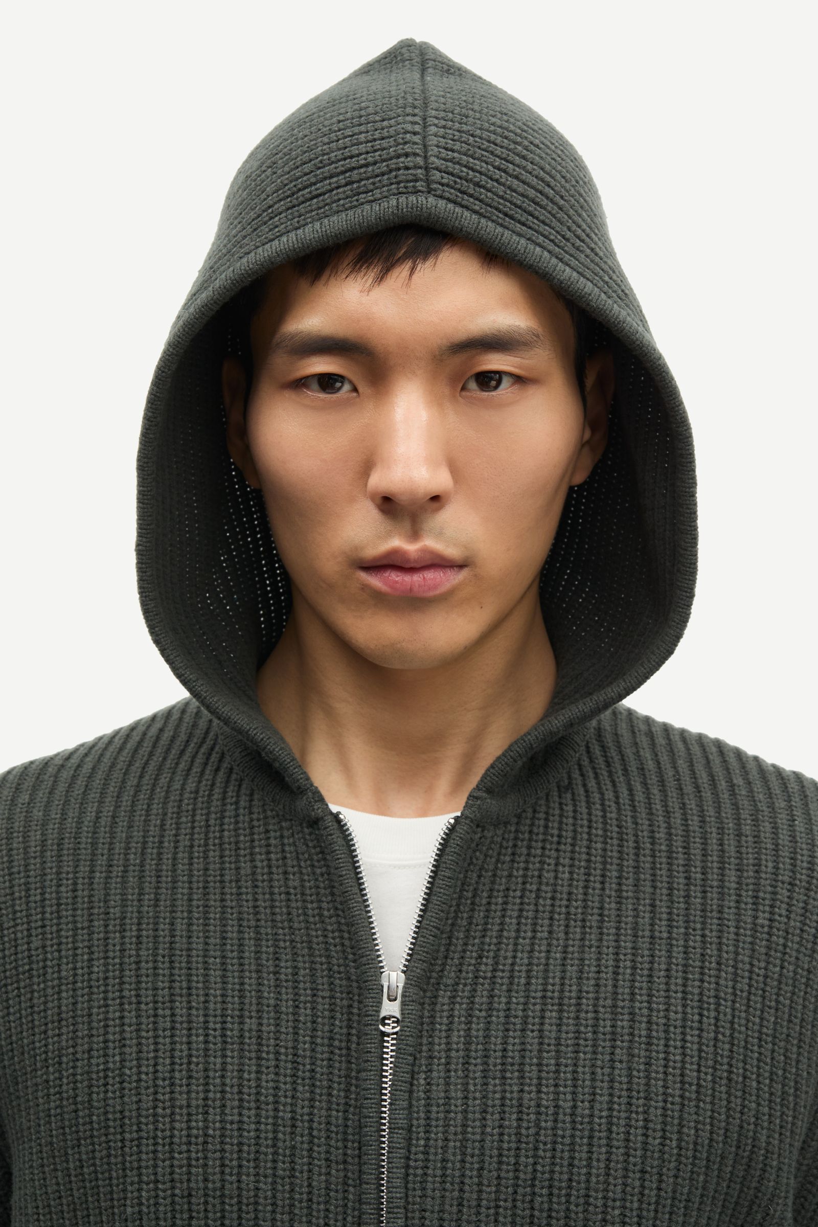 21535_M25400048-CLR002395-02-