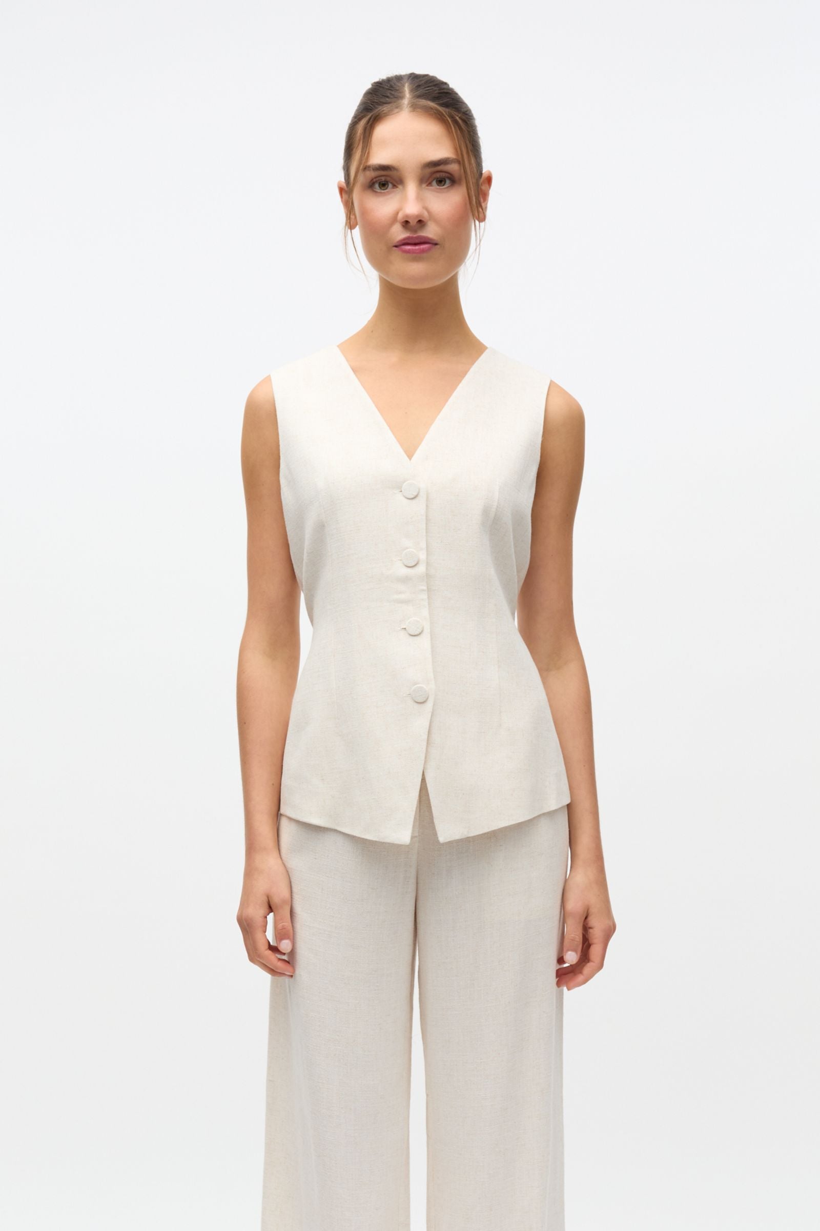 Endore V-N Vest